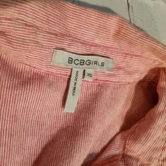 BCBGIRLS red and white striped half button down collared blouse size XS - Picture 3 of 7